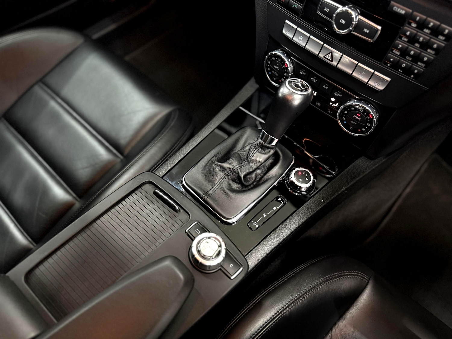 Used Mercedes-Benz C Class 2013 for sale - 76407793: Photo 28