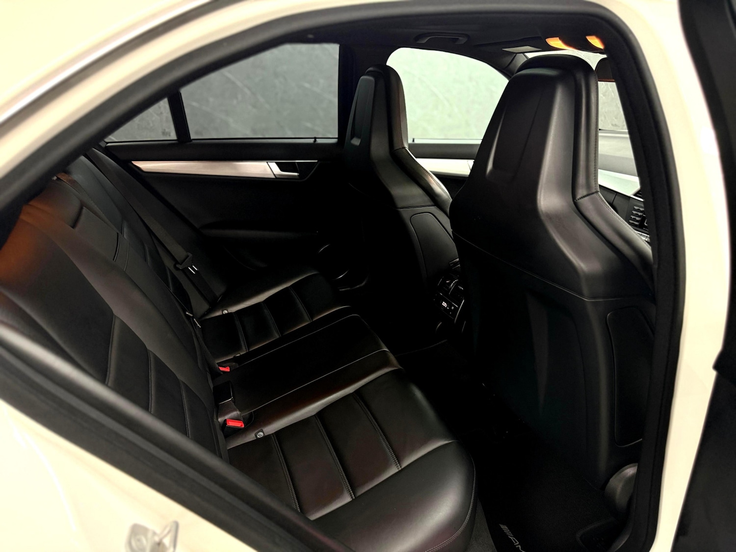 Used Mercedes-Benz C Class 2013 for sale - 76407793: Photo 34