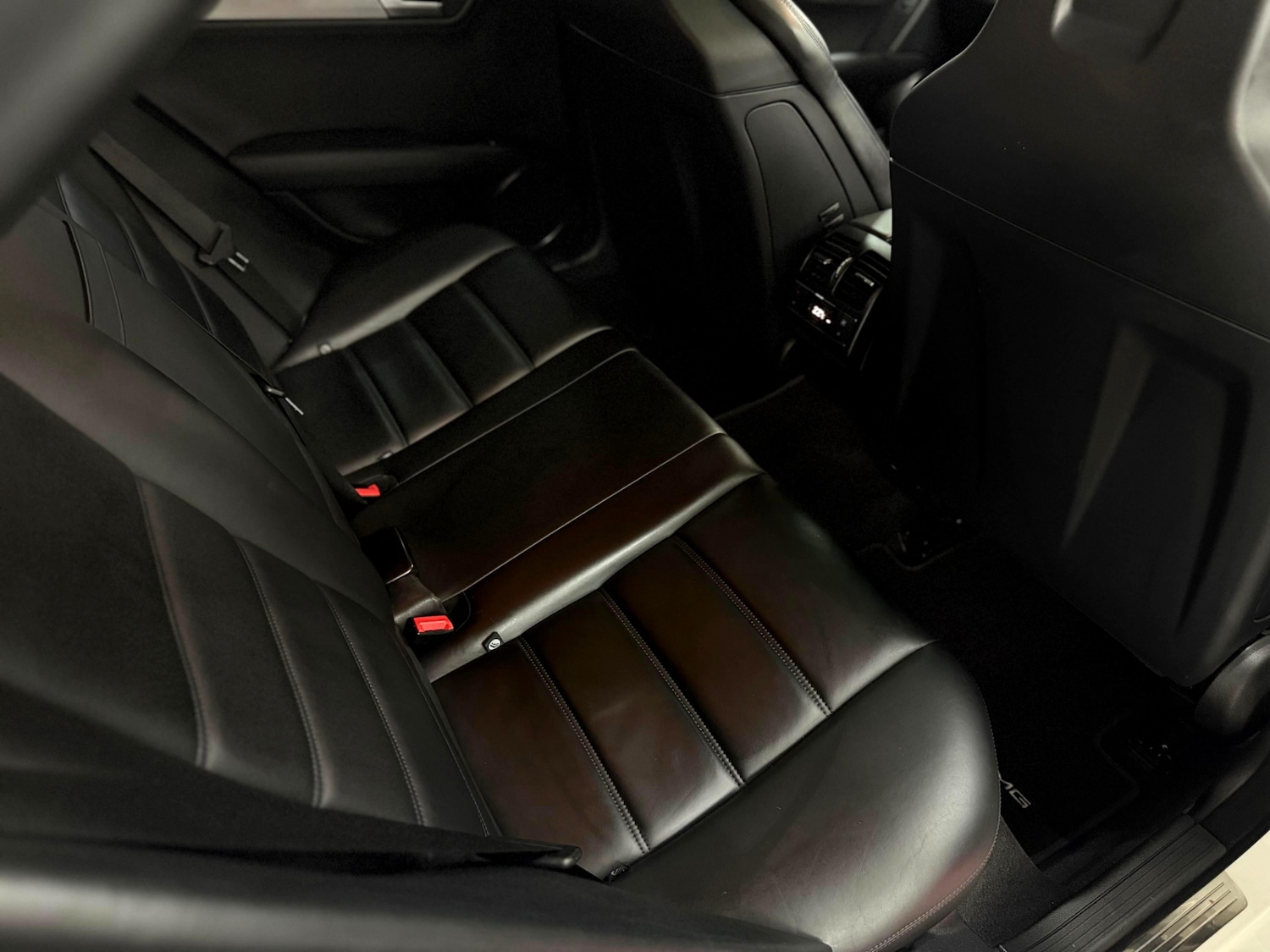 Used Mercedes-Benz C Class 2013 for sale - 76407793: Photo 35