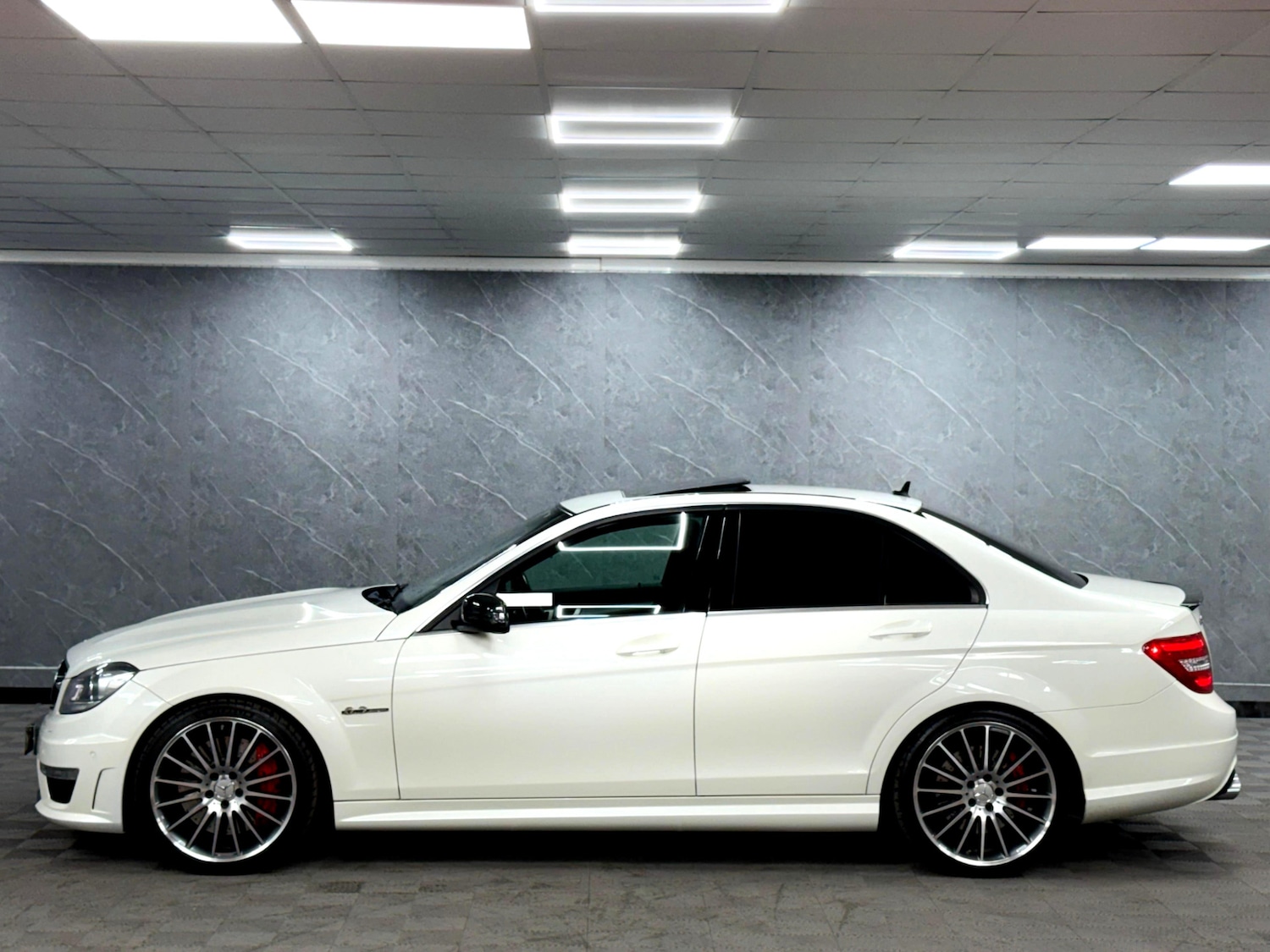 Used Mercedes-Benz C Class 2013 for sale - 76407793: Photo 9