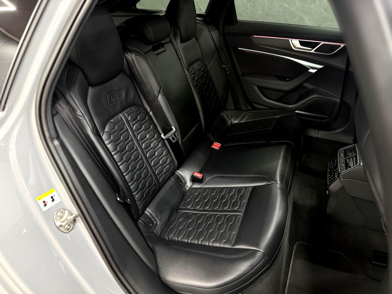 Used Audi RS6 2021 for sale - 76527459: Photo 13