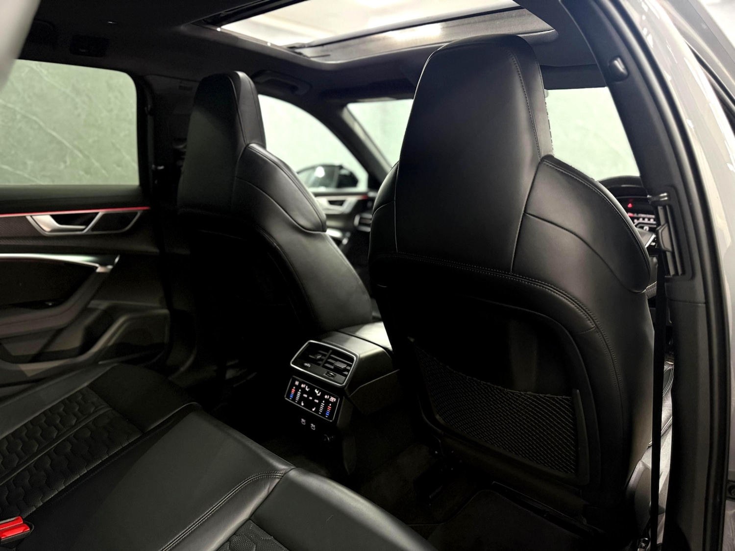 Used Audi RS6 2021 for sale - 76527459: Photo 25