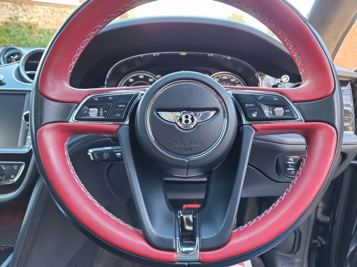 Used Bentley Bentayga 2018 for sale - 77093964: Photo 15