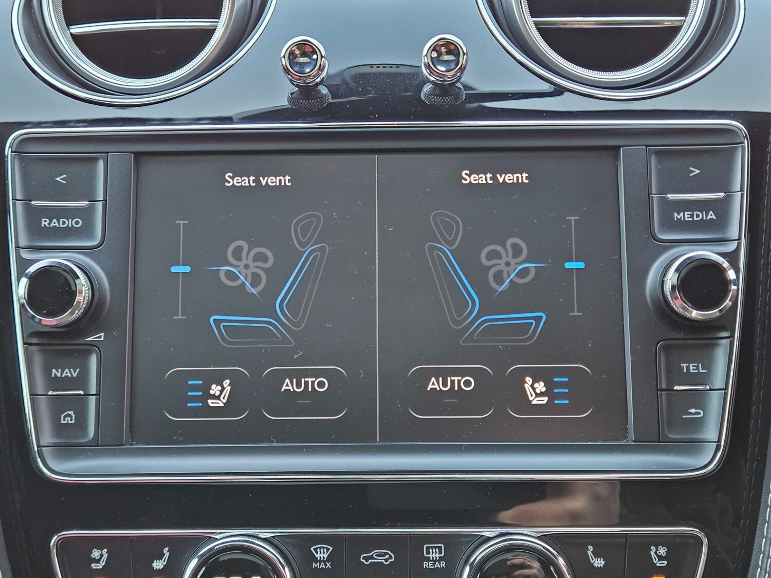 Used Bentley Bentayga 2018 for sale - 77093964: Photo 19