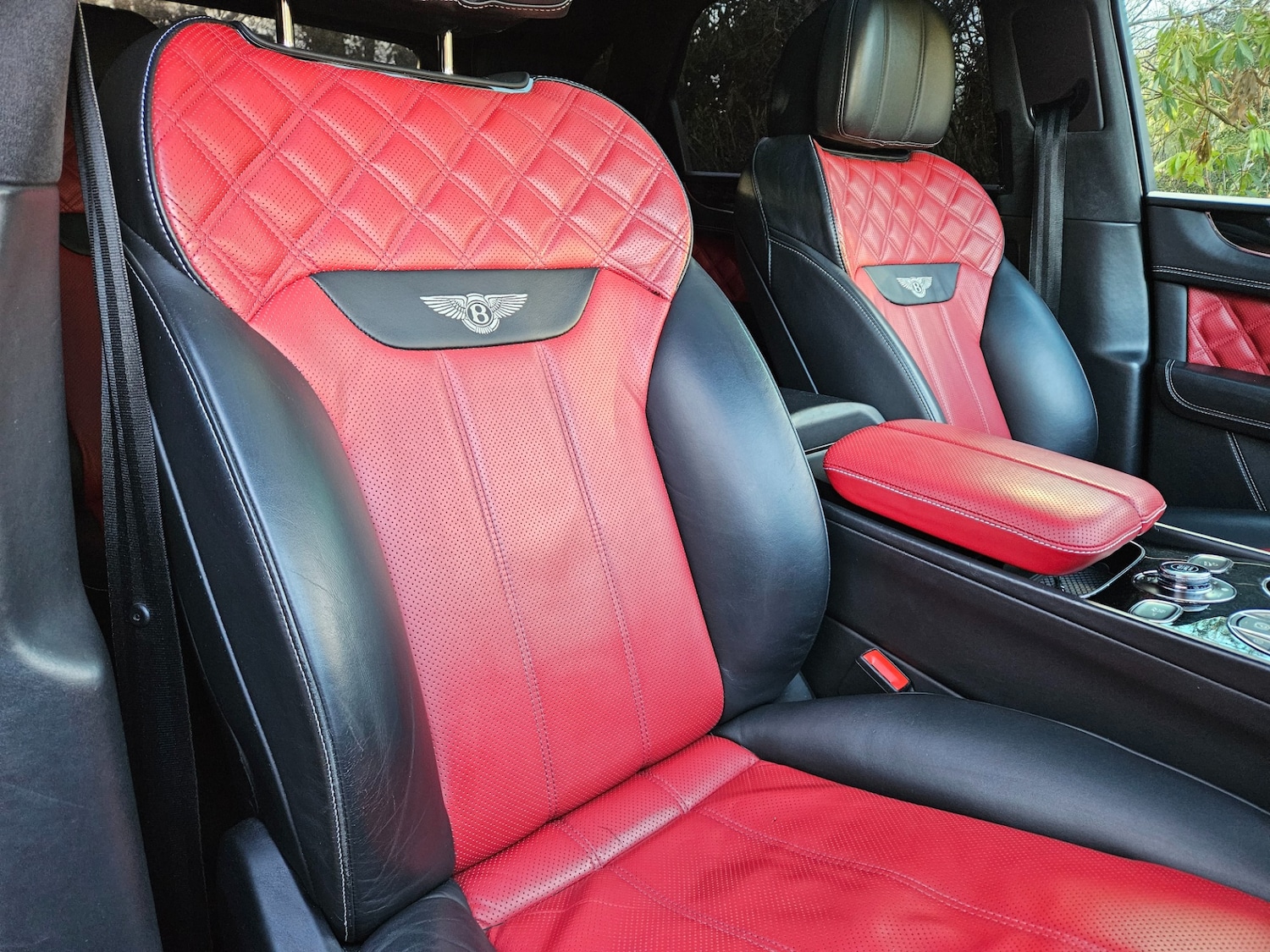 Used Bentley Bentayga 2018 for sale - 77093964: Photo 7