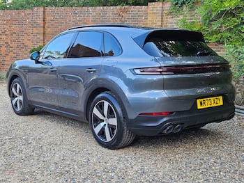 Used Porsche Cayenne 2023 for sale - 79628894: Photo