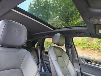 Used Porsche Cayenne 2023 for sale - 79628894: Photo