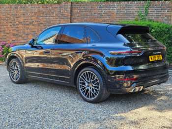 Used Porsche Cayenne 2018 for sale - 75228315: Photo