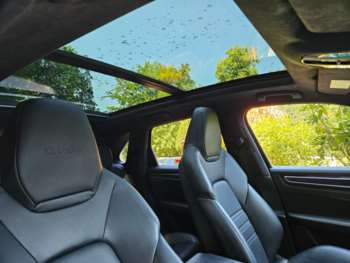 Used Porsche Cayenne 2018 for sale - 75228315: Photo
