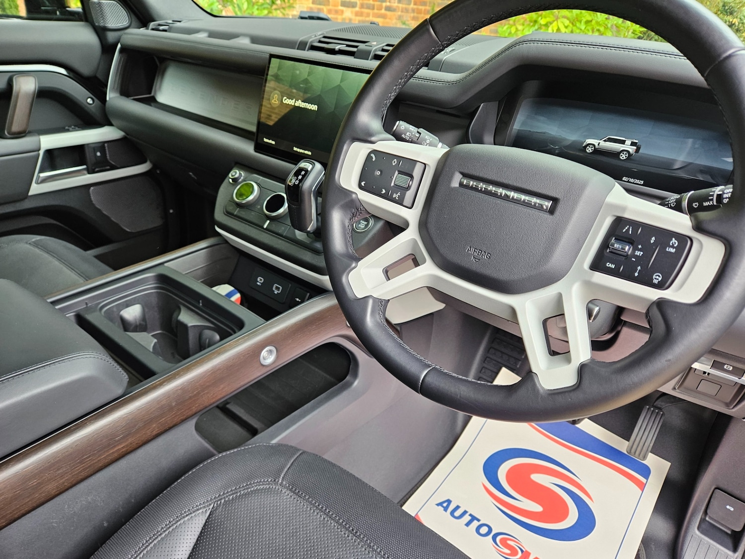 Used Land Rover Defender 2024 for sale - 76143335: Photo 18
