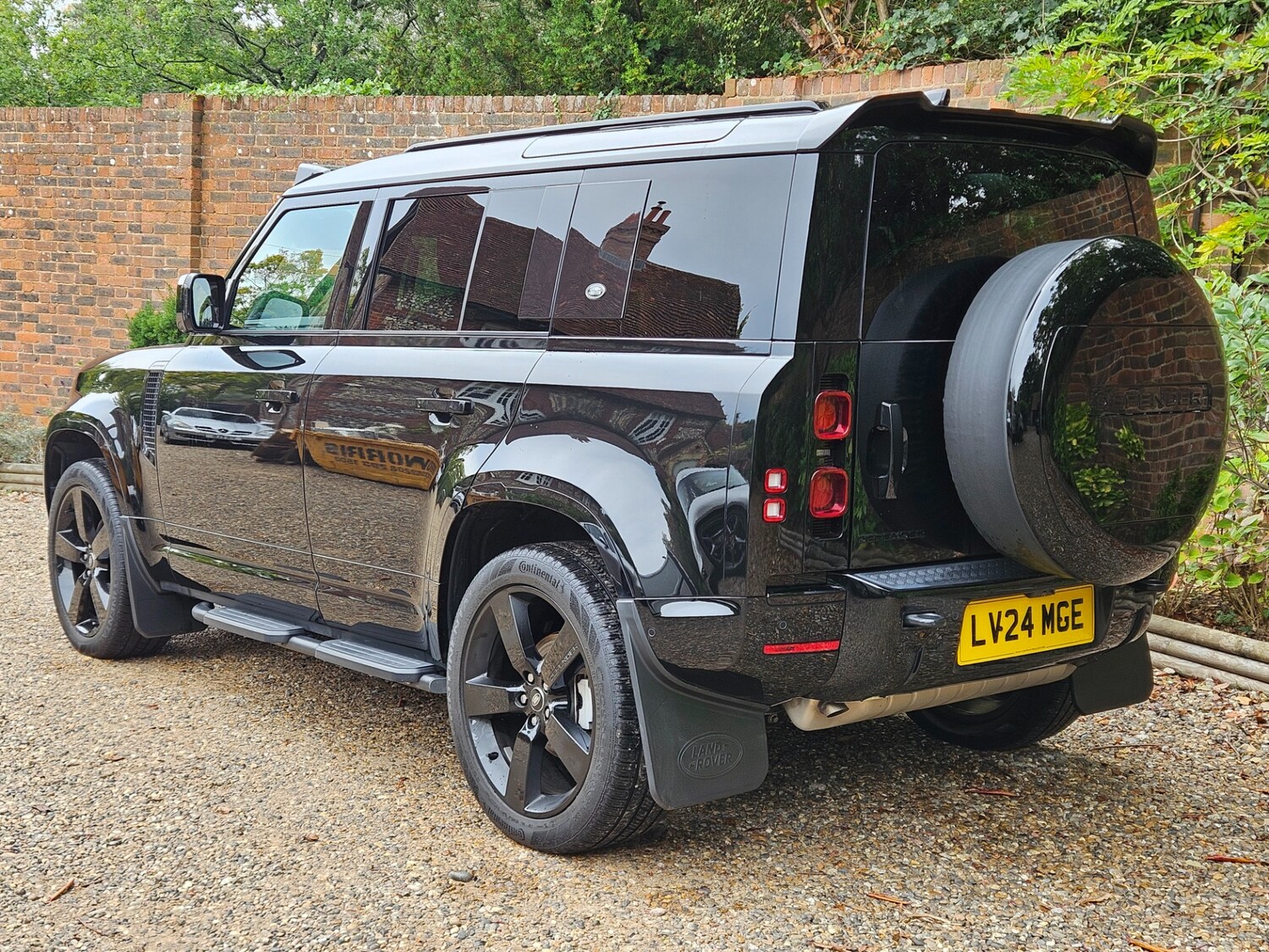 Used Land Rover Defender 2024 for sale - 76143335: Photo 34