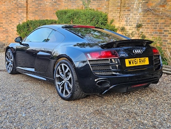Used Audi R8 2011 for sale - 77742554: Photo