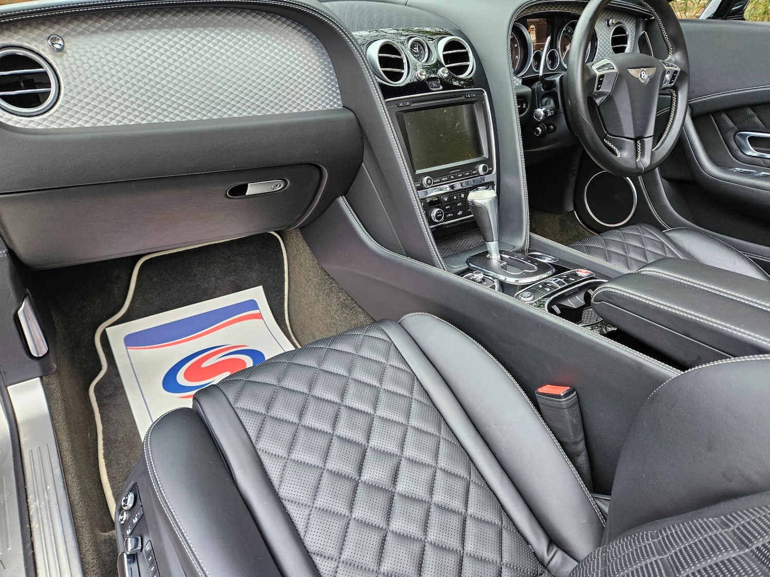 Used Bentley Continental 2015 for sale - 77528388: Photo 3