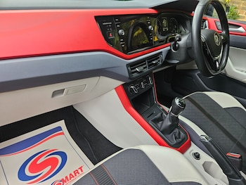 Used Volkswagen Polo 2018 for sale - 76879560: Photo