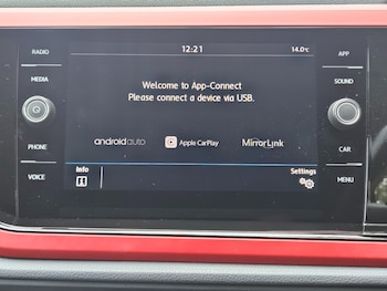 Used Volkswagen Polo 2018 for sale - 76879560: Photo