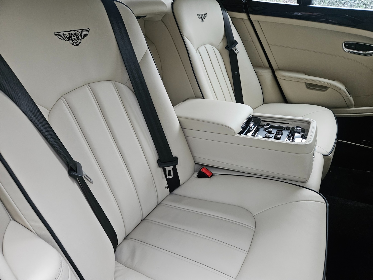 Used Bentley Mulsanne 2012 for sale - 77151352: Photo 32