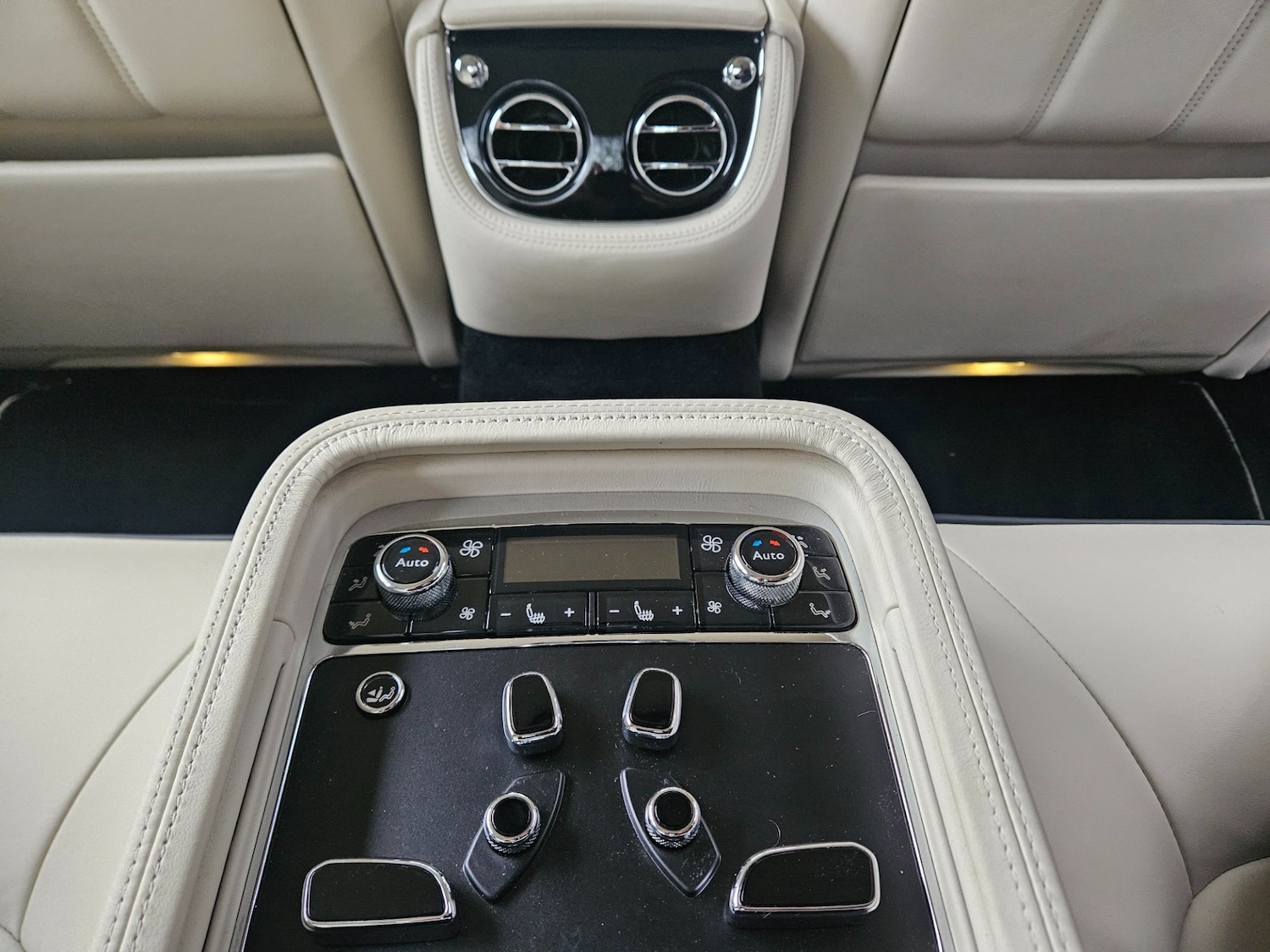 Used Bentley Mulsanne 2012 for sale - 77151352: Photo 34