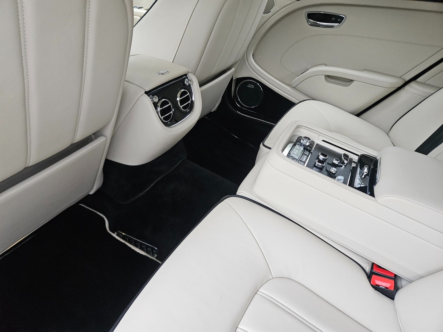Used Bentley Mulsanne 2012 for sale - 77151352: Photo 38