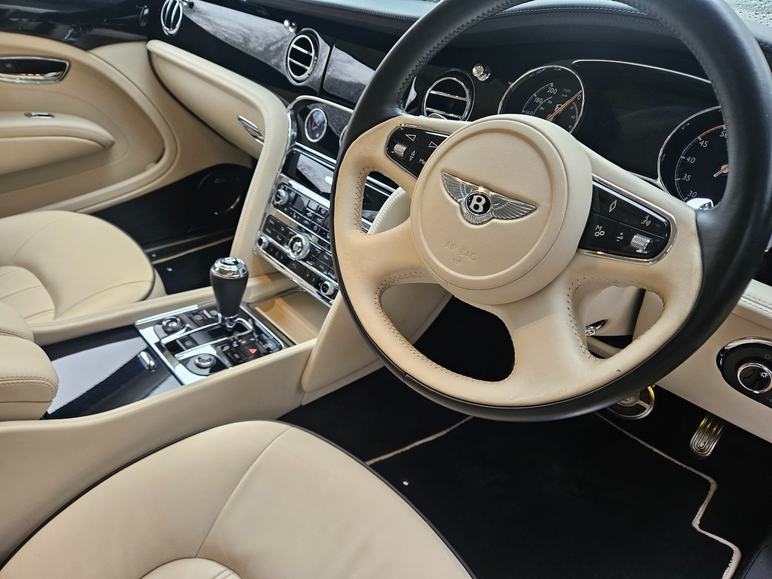 Used Bentley Mulsanne 2012 for sale - 77151352: Photo 4