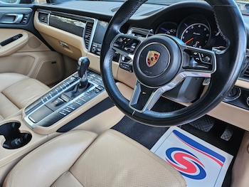 Used Porsche Macan 2017 for sale - 77208734: Photo