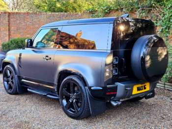 Used Land Rover Defender 2023 for sale - 74327251: Photo