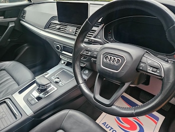 Used Audi Q5 2017 for sale - 76919799: Photo