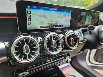Used Mercedes-Benz GLB 2020 for sale - 75272205: Photo