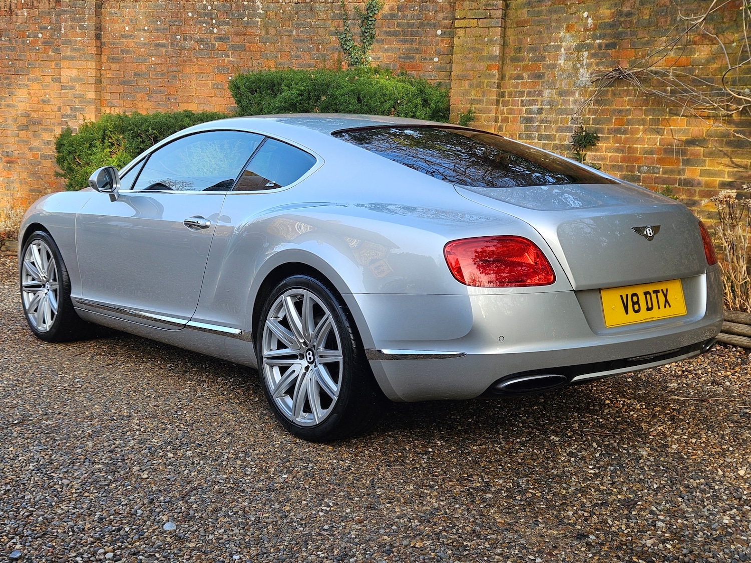 Used Bentley Continental 2011 for sale - 77662518: Photo 2