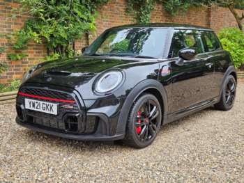 2021 (21) 2L John Cooper Works 3dr