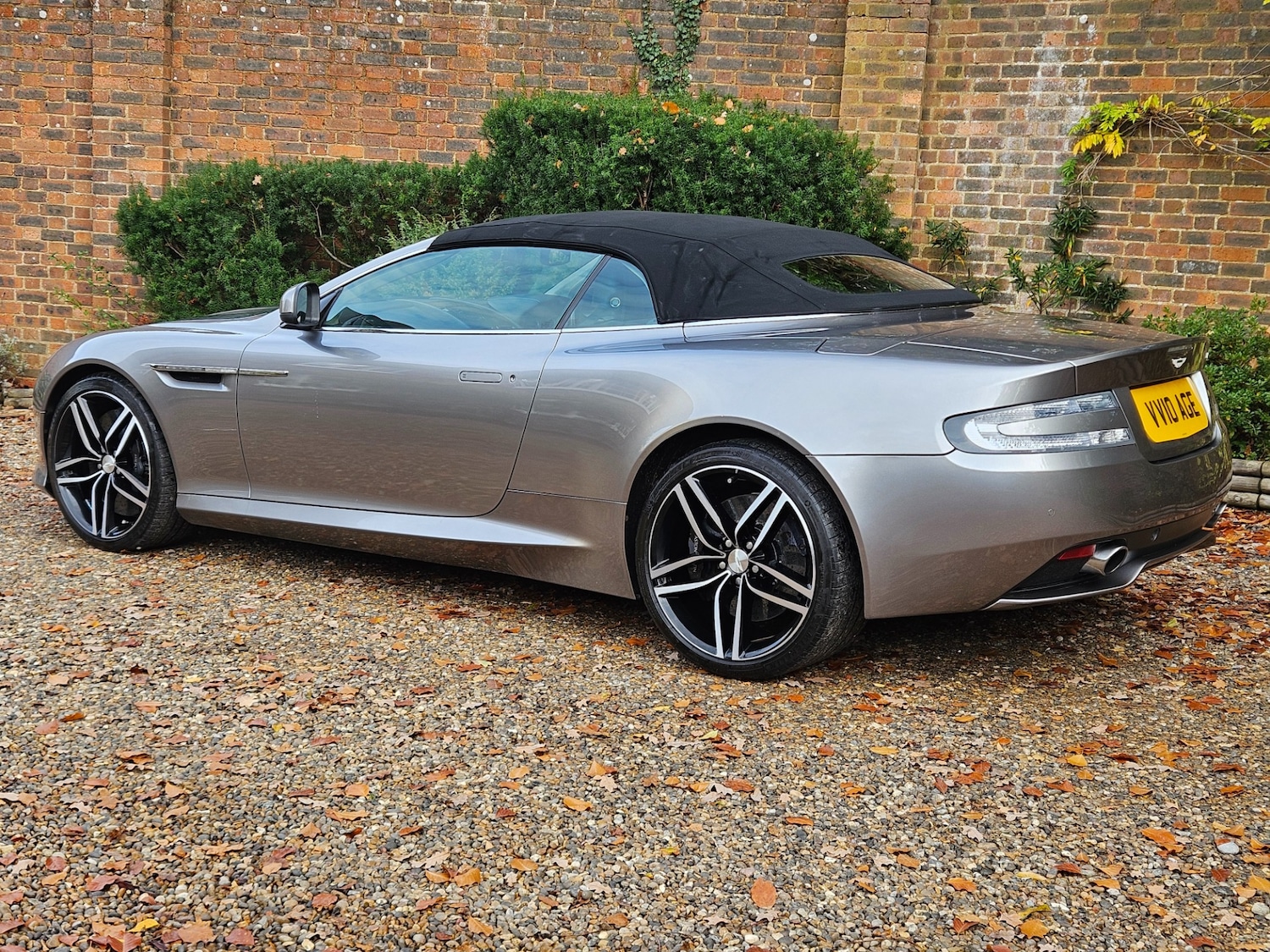 Used Aston Martin Virage 2012 for sale - 76879626: Photo 22