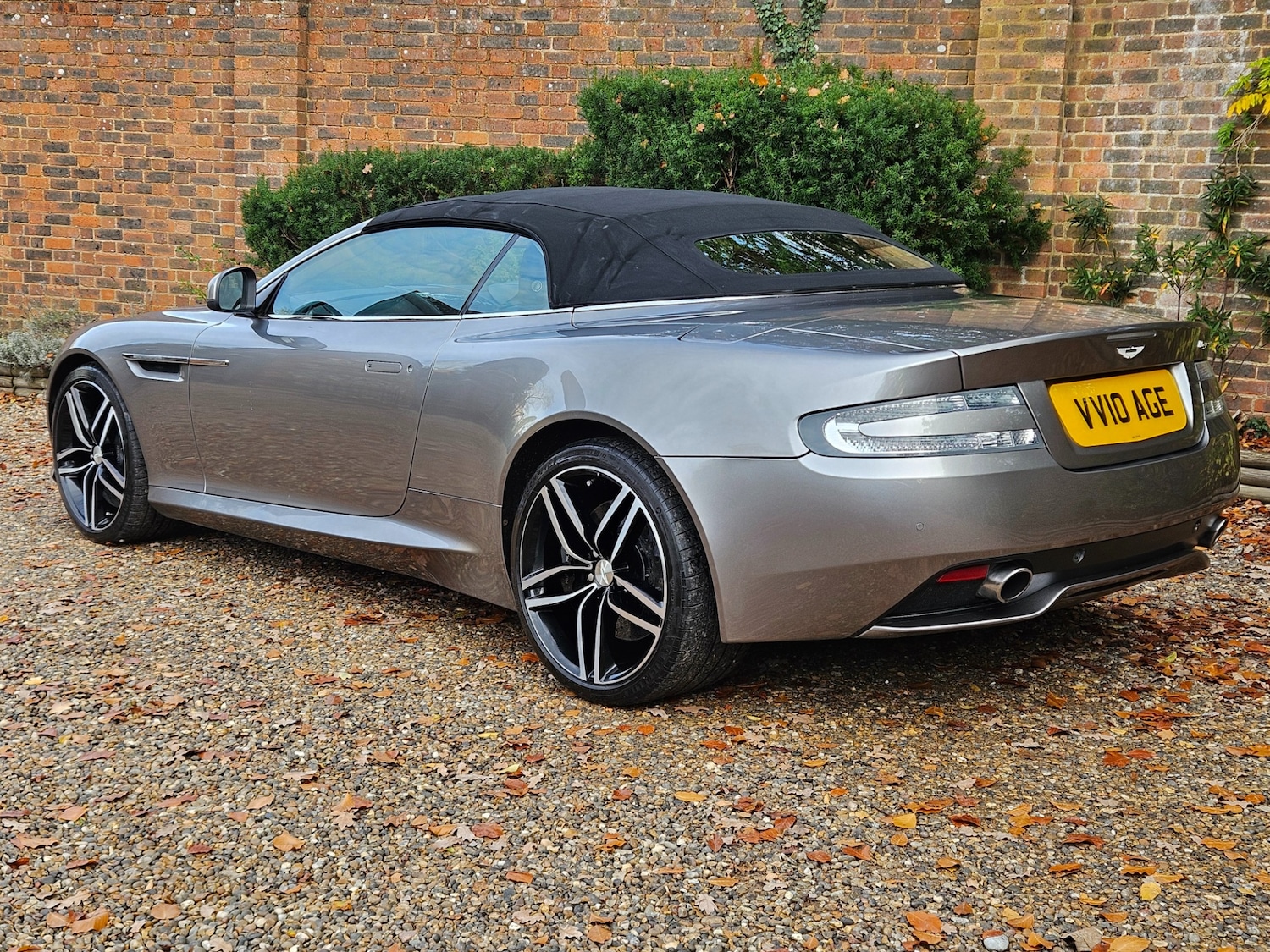 Used Aston Martin Virage 2012 for sale - 76879626: Photo 23