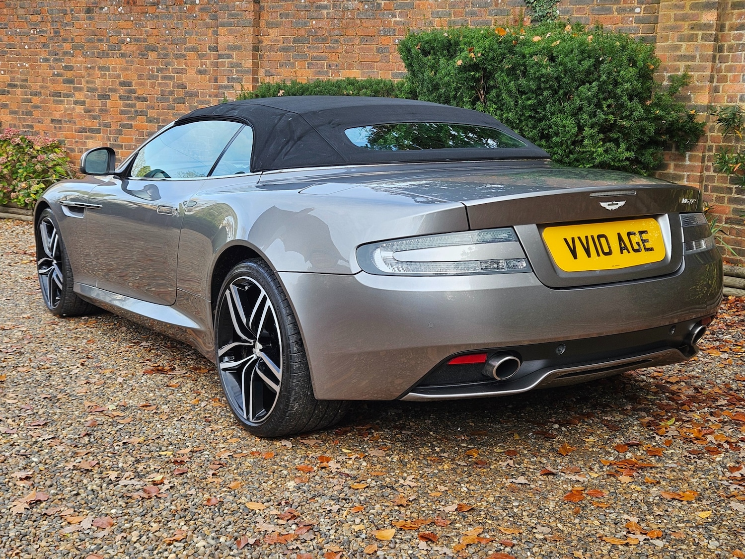 Used Aston Martin Virage 2012 for sale - 76879626: Photo 24