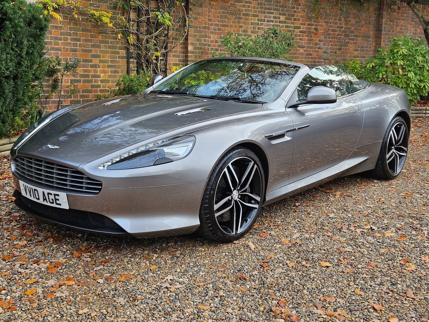 Used Aston Martin Virage 2012 for sale - 76879626: Photo 25