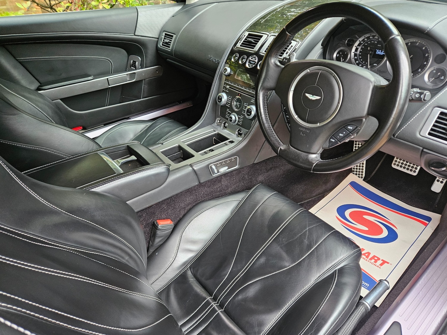 Used Aston Martin Virage 2012 for sale - 76879626: Photo 32