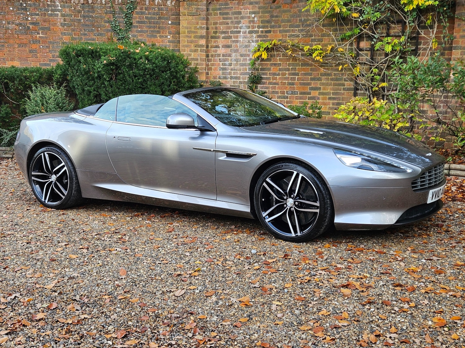 Used Aston Martin Virage 2012 for sale - 76879626: Photo 51