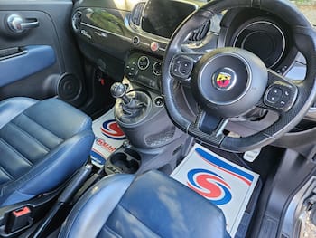 Used Abarth 695 2018 for sale - 79720801: Photo