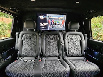 Used Mercedes-Benz V-Class 2023 for sale - 75735544: Photo