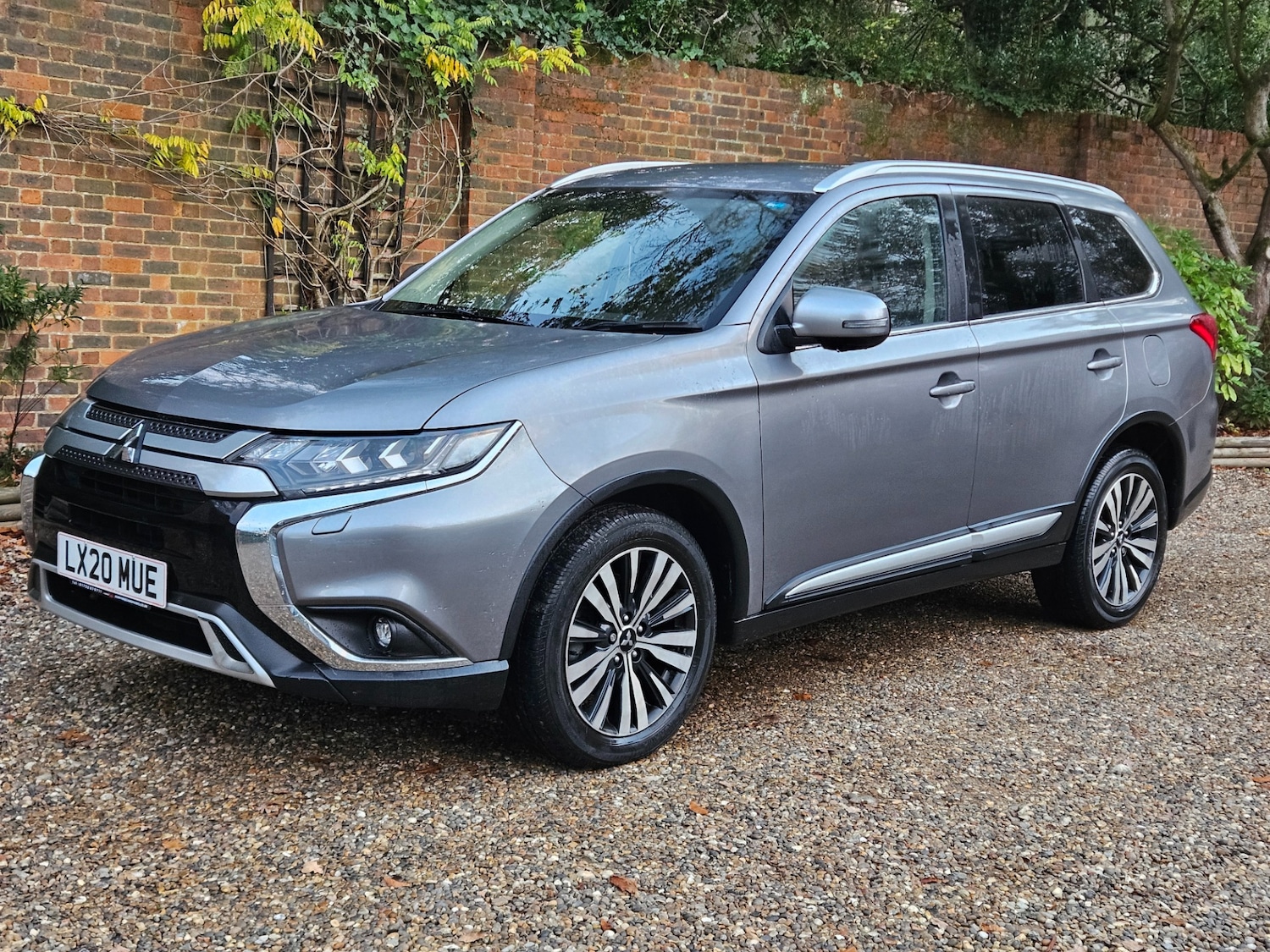 Used Mitsubishi Outlander 2020 for sale - 76879762: Photo 1