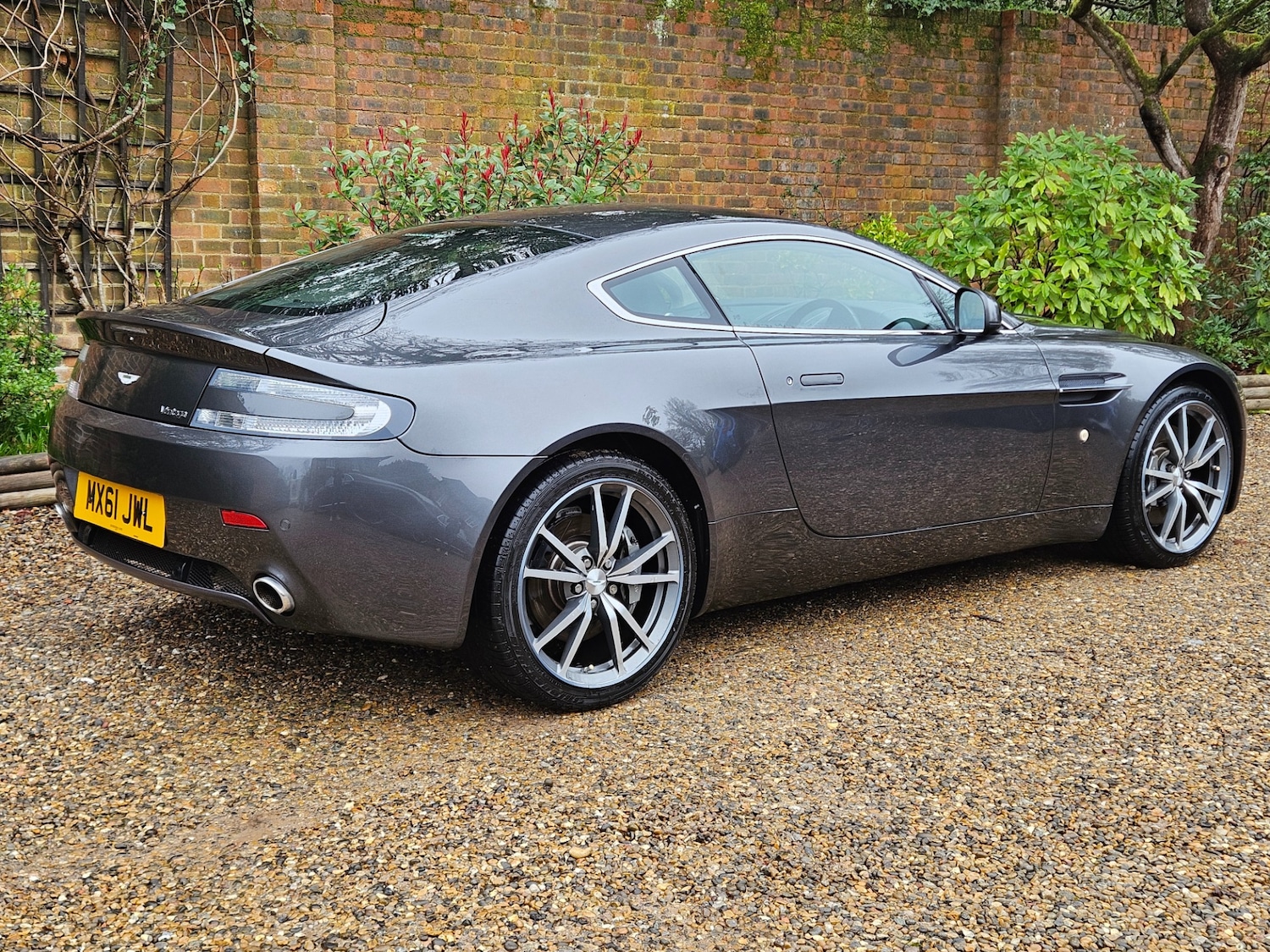 Used Aston Martin Vantage 2012 for sale - 77789921: Photo 24