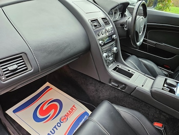 Used Aston Martin Vantage 2012 for sale - 77789921: Photo