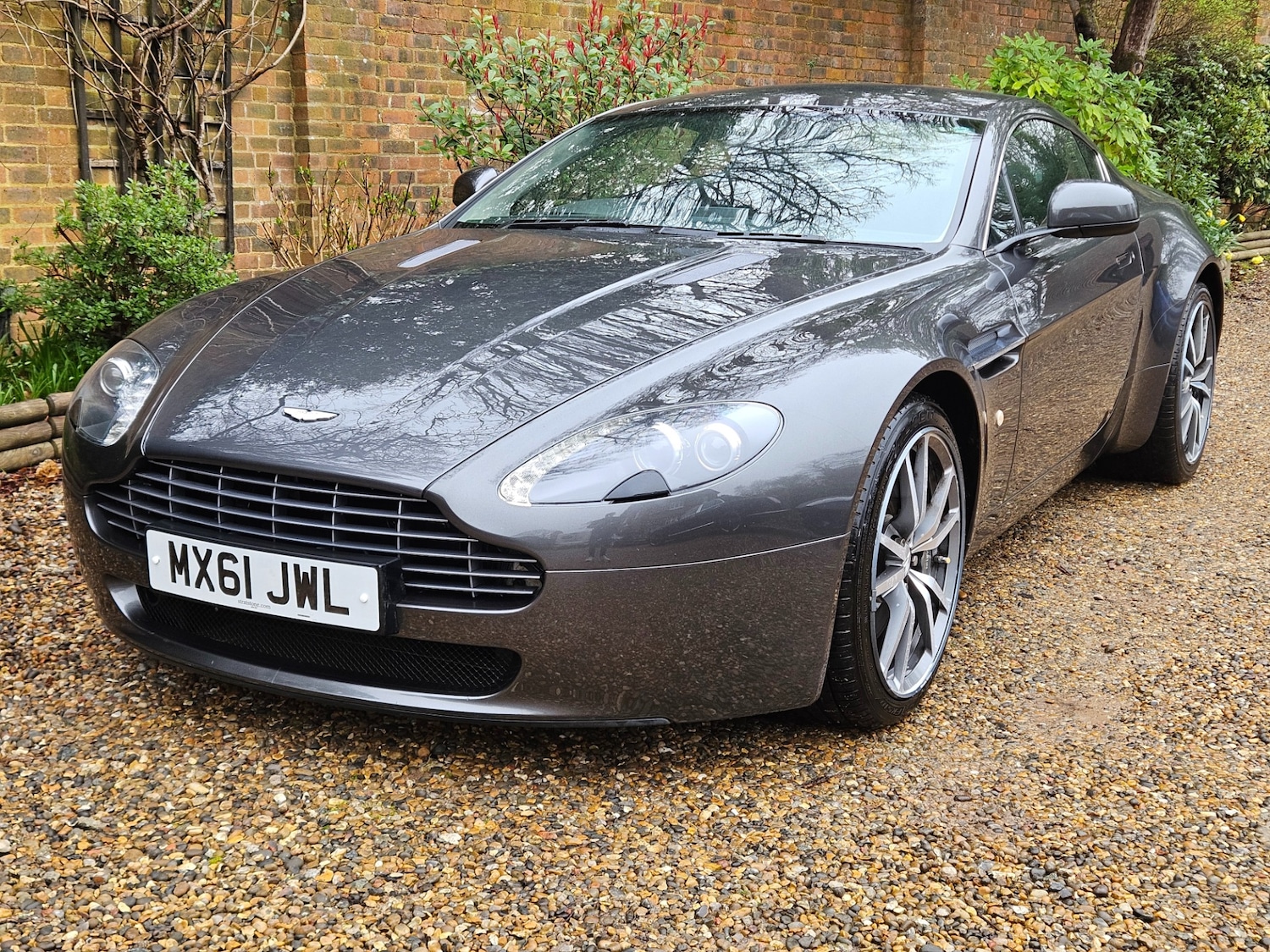 Used Aston Martin Vantage 2012 for sale - 77789921: Photo 7