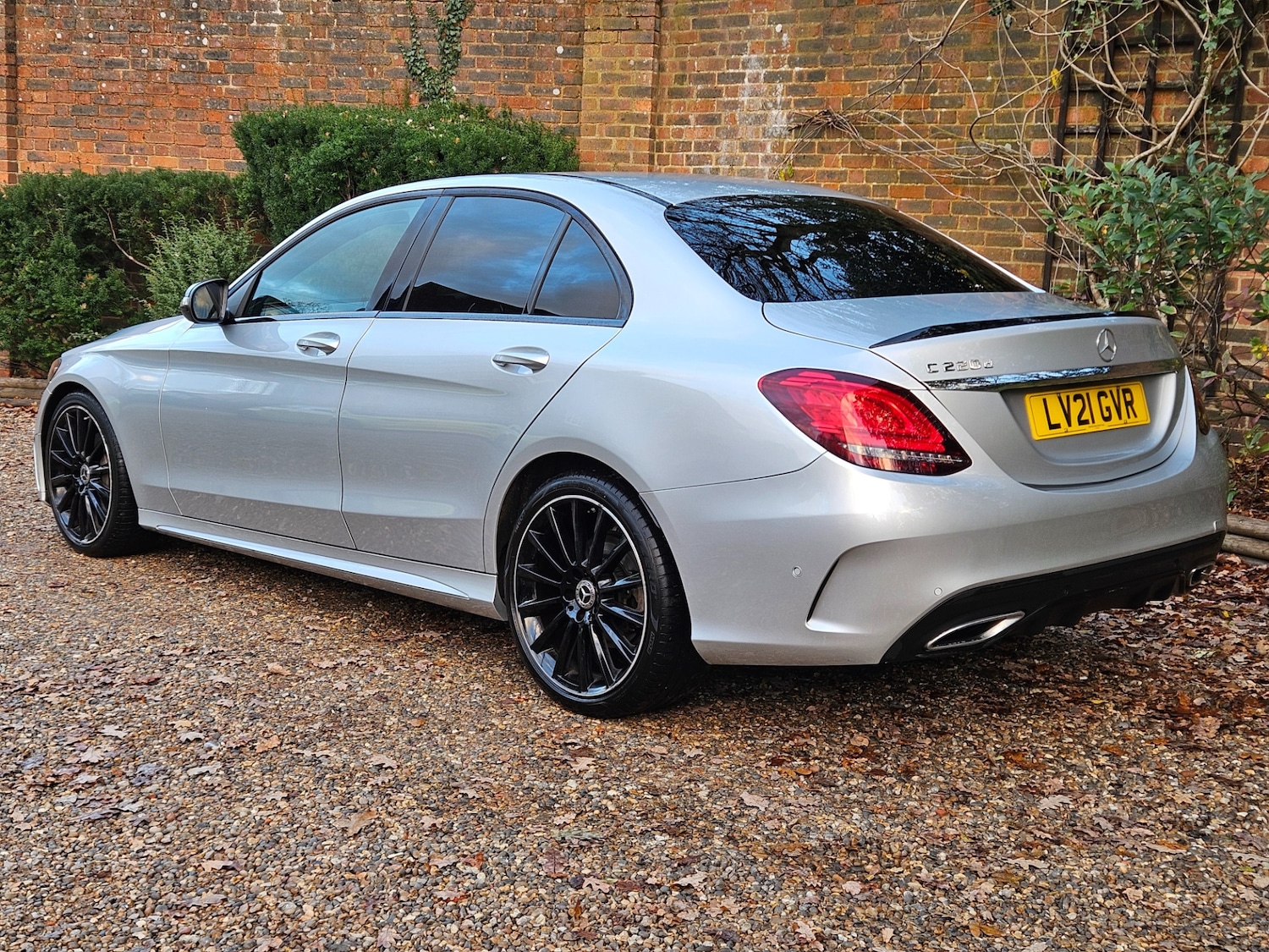 Used Mercedes-Benz C Class 2021 for sale - 76893001: Photo 2