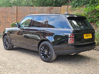 Used Land Rover Range Rover 2019 for sale - 79379153: Photo