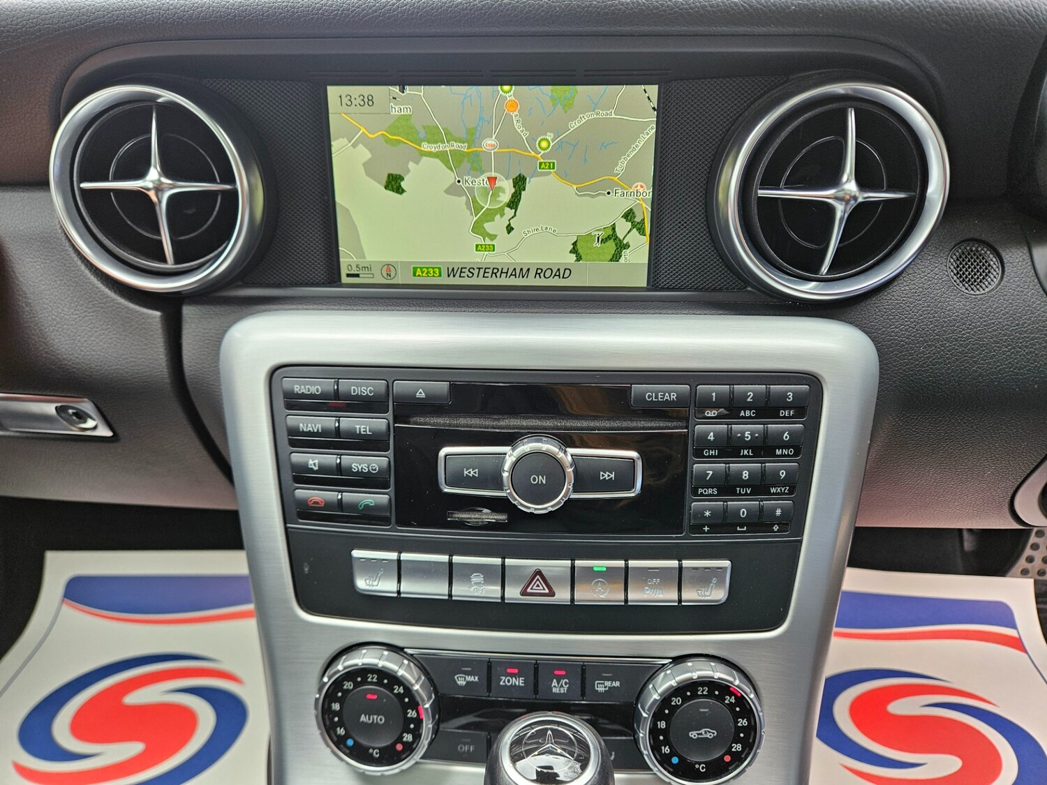 Used Mercedes-Benz SLK 2015 for sale - 78108987: Photo 15