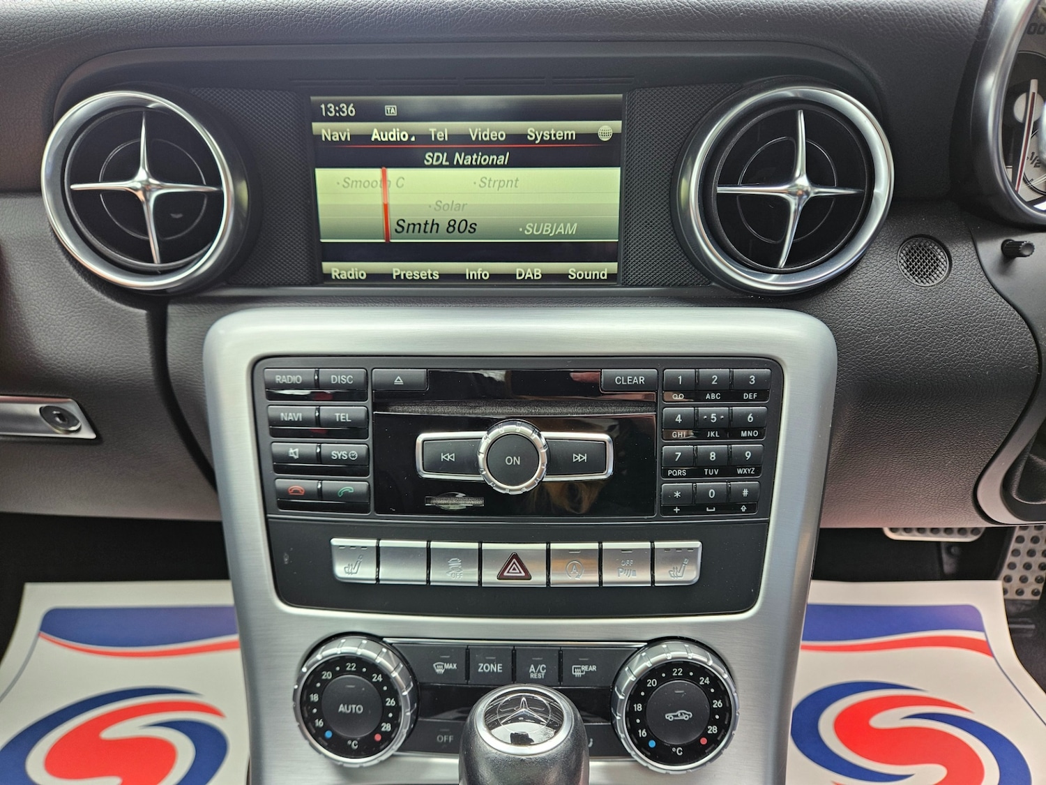 Used Mercedes-Benz SLK 2015 for sale - 78108987: Photo 5