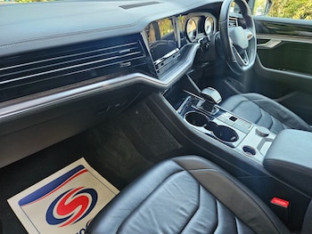 Used Volkswagen Touareg 2023 for sale - 79017098: Photo