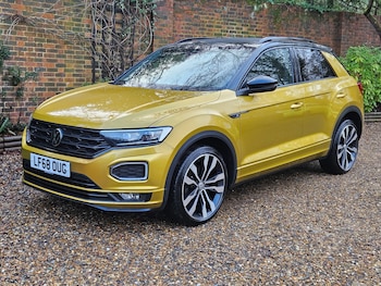 Used Volkswagen T-Roc 2018 for sale - 77180327: Photo