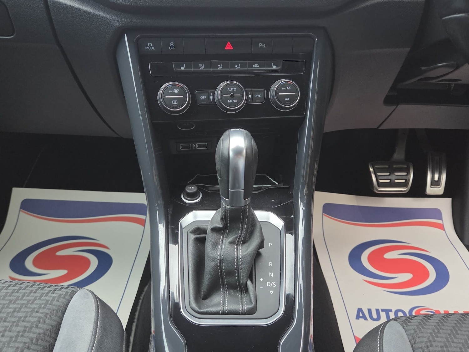 Used Volkswagen T-Roc 2018 for sale - 77180327: Photo 34