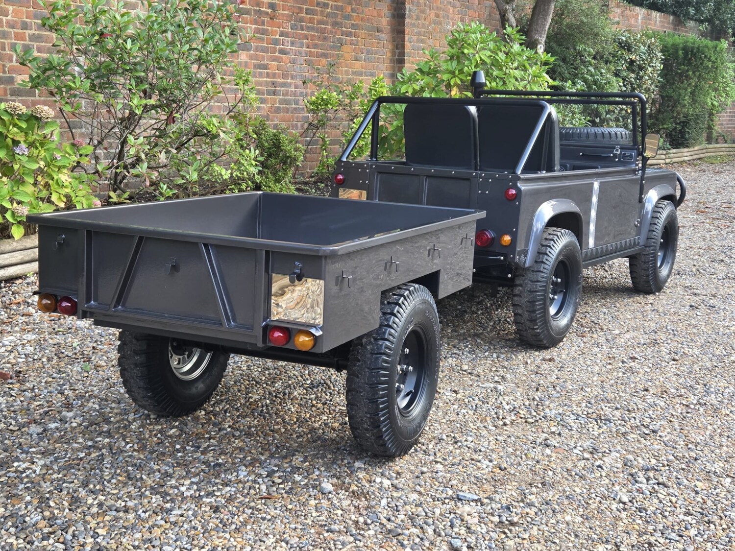 Used Land Rover Defender for sale - 75910694: Photo 8