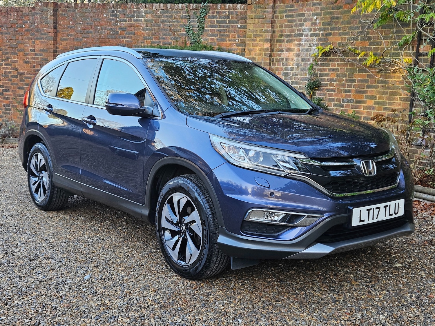 Used Honda CR-V 2017 for sale - 76879745: Photo 23